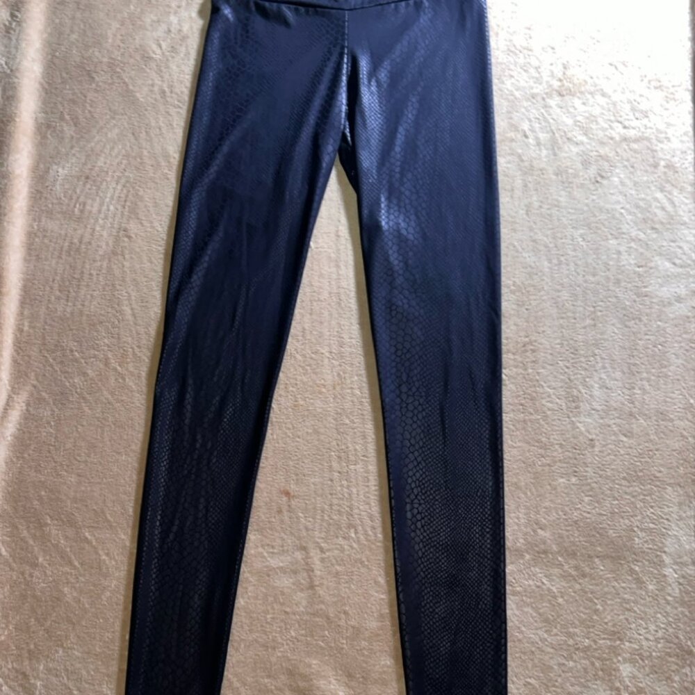 Cherish Women Small Black Snake Skin Reptile Print‎ Faux Leather Legging (U)